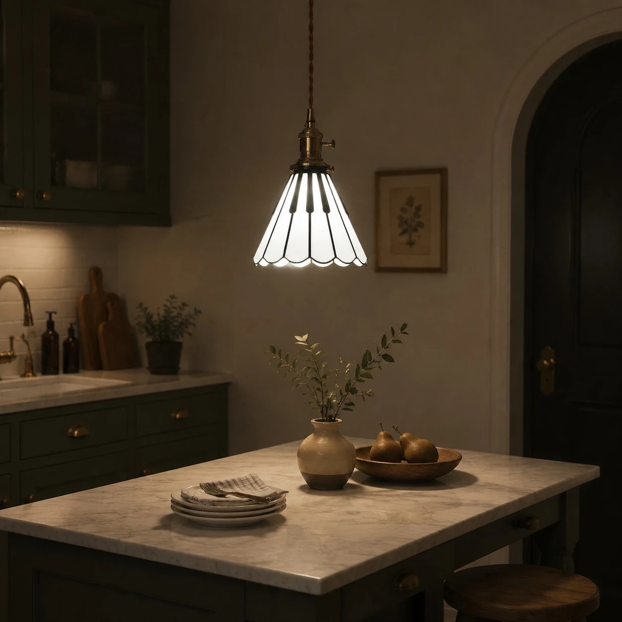Single fluted pendant in a dining space