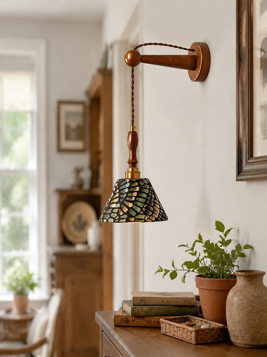 Fransk vintage vägglampa i ett hem